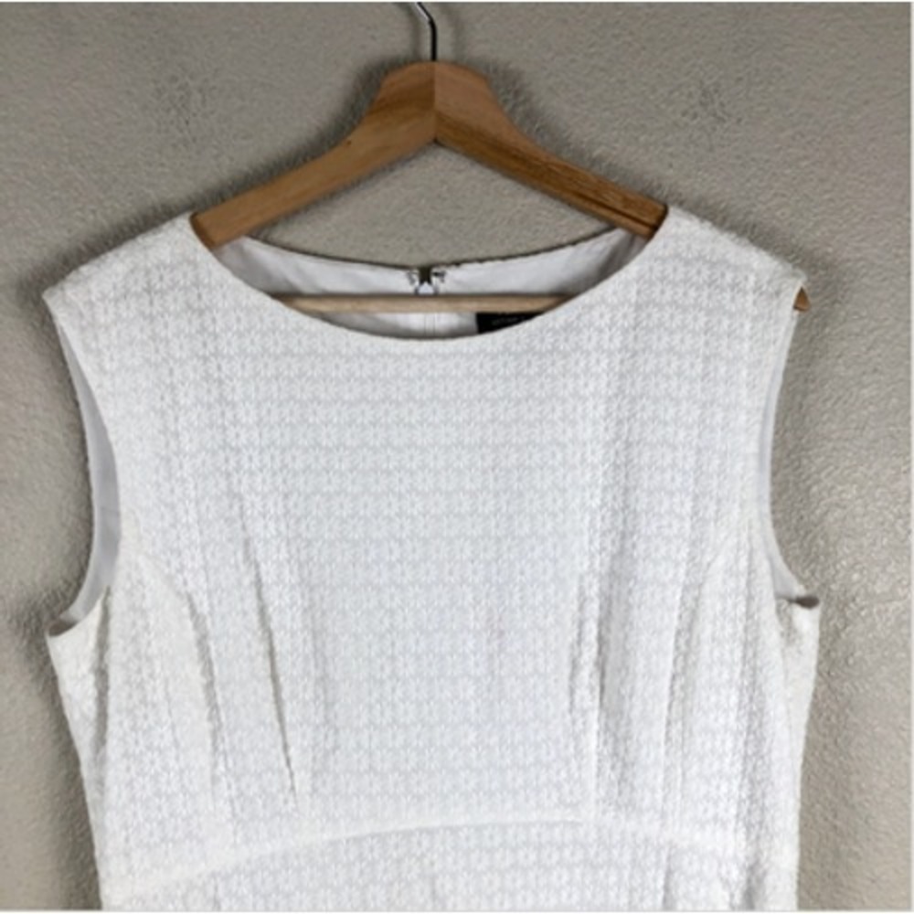 Tahari Arthur S Levine Lace Dress Womens 10P White Fit and Flare Feminine Casual - Picture 6 of 16